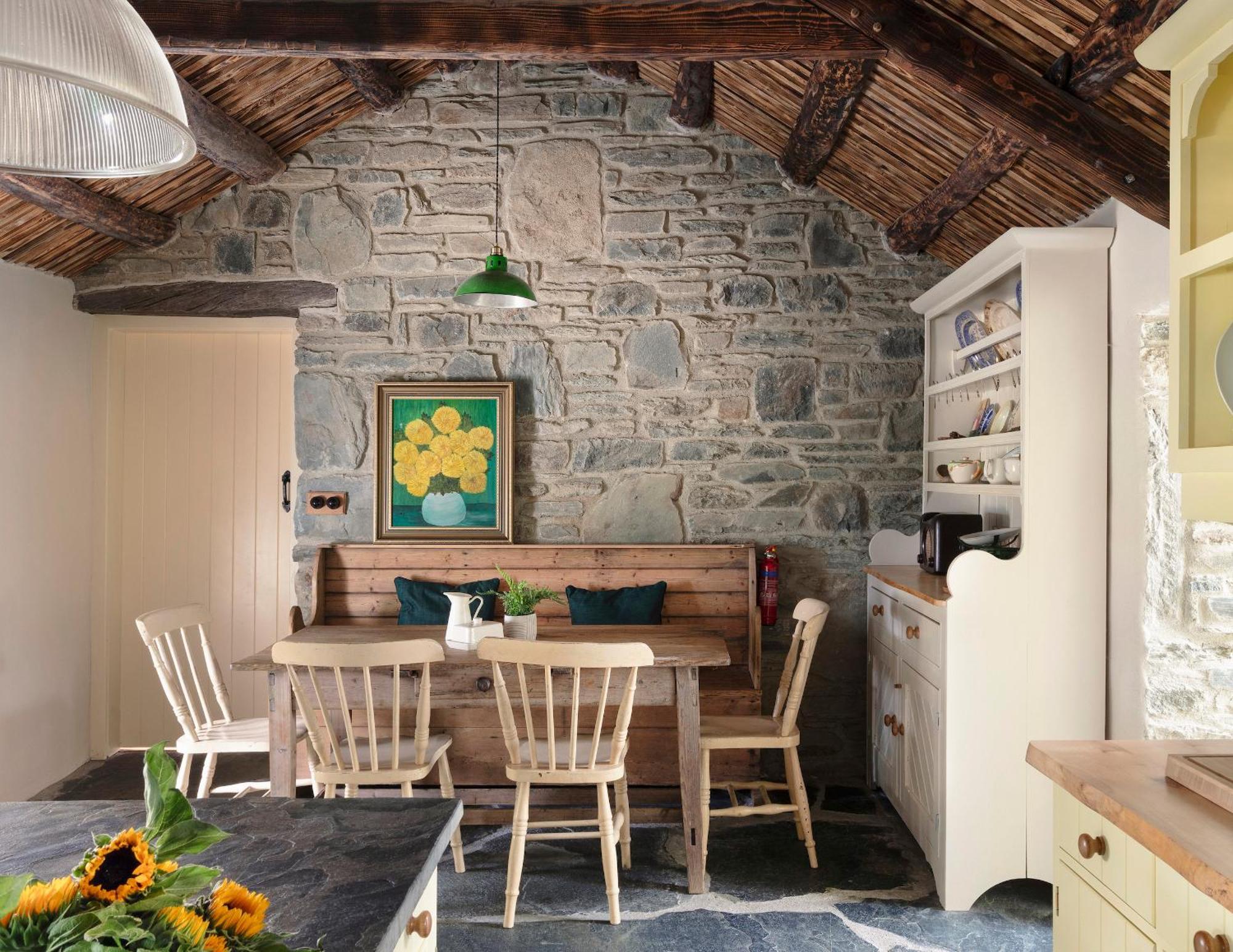 Secluded Thatched Cottage, Near Beaches & Hill Walking Rashenny Buitenkant foto